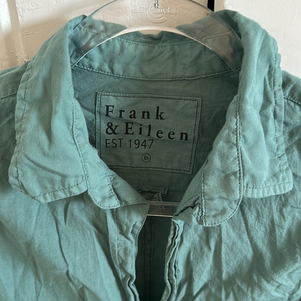 Frank & Eileen “Barry” Button up shirt - Picture 2 of 3